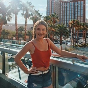 Meet your Posher, Sadee